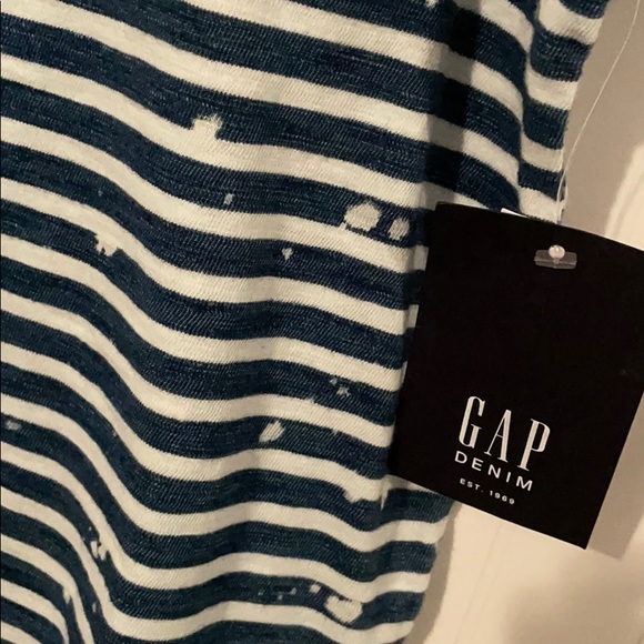 Gap XS Petite Striped bleach dyed T-Shirt denim - Picture 2 of 8